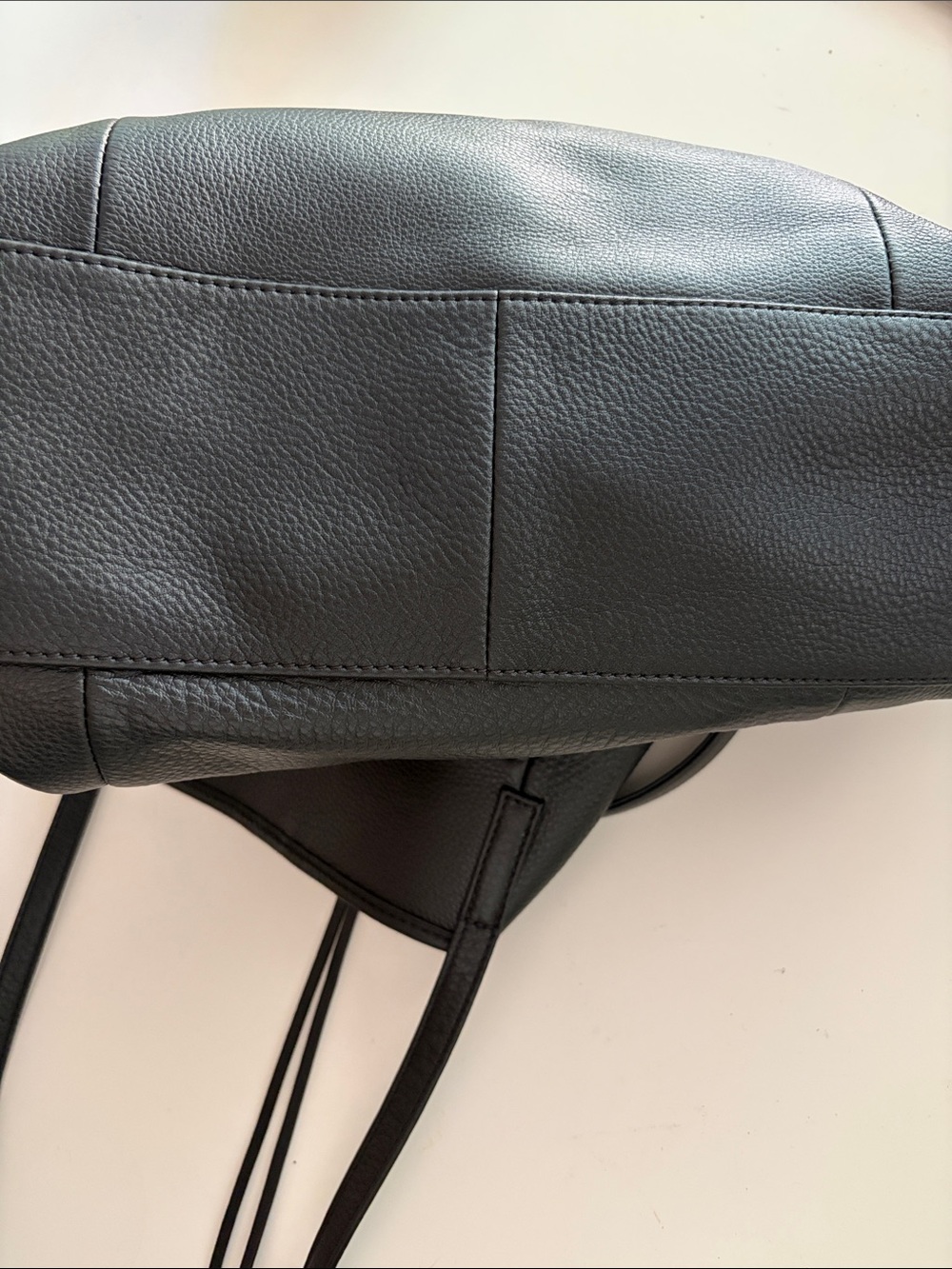 Hobo Kingston Black Leather Medium Size Tote Bag - Picture 7 of 11